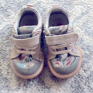 Baby size 4.5 See Kai Run sneakers